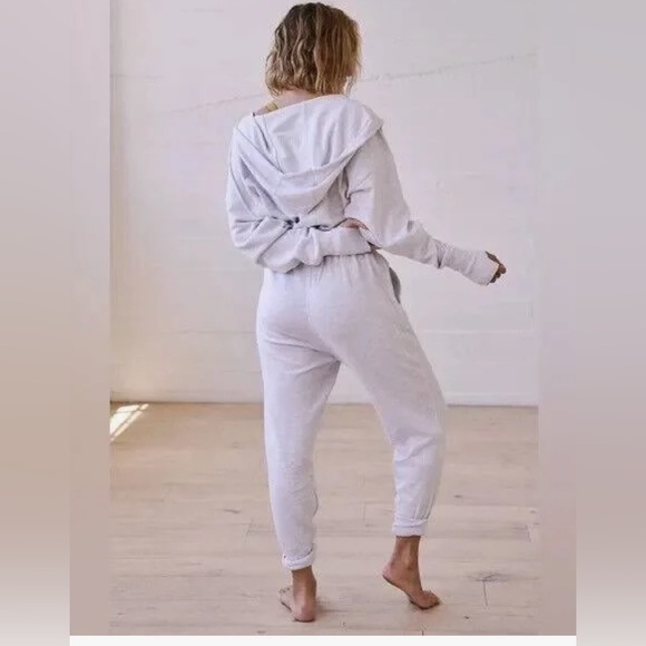 Free People Movement Training Day. NWOT.  White Heather - Picture 3 of 5